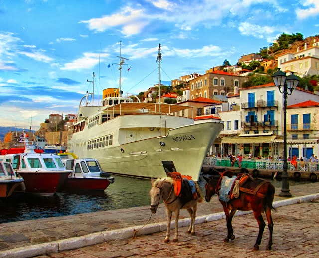 Tο ιστορικό πλοίο «Νεράϊδα» στην Ύδρα [φωτο] | e-Nautilia.gr | Το Ελληνικό Portal για την Ναυτιλία. Τελευταία νέα, άρθρα, Οπτικοακουστικό Υλικό