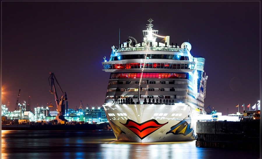 cruise_ship_naftilia_