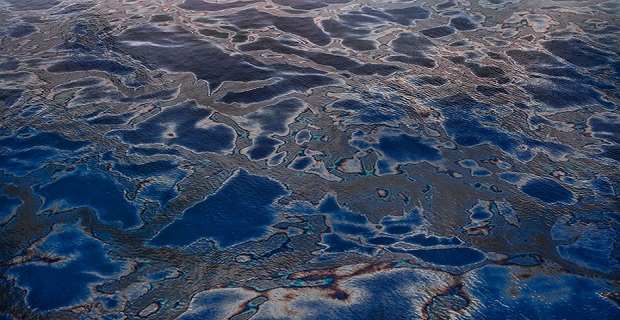 Daniel Beltra book on Deepwater oil spill pollution